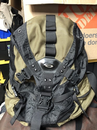 Vtg oakley icon backpack - icon,